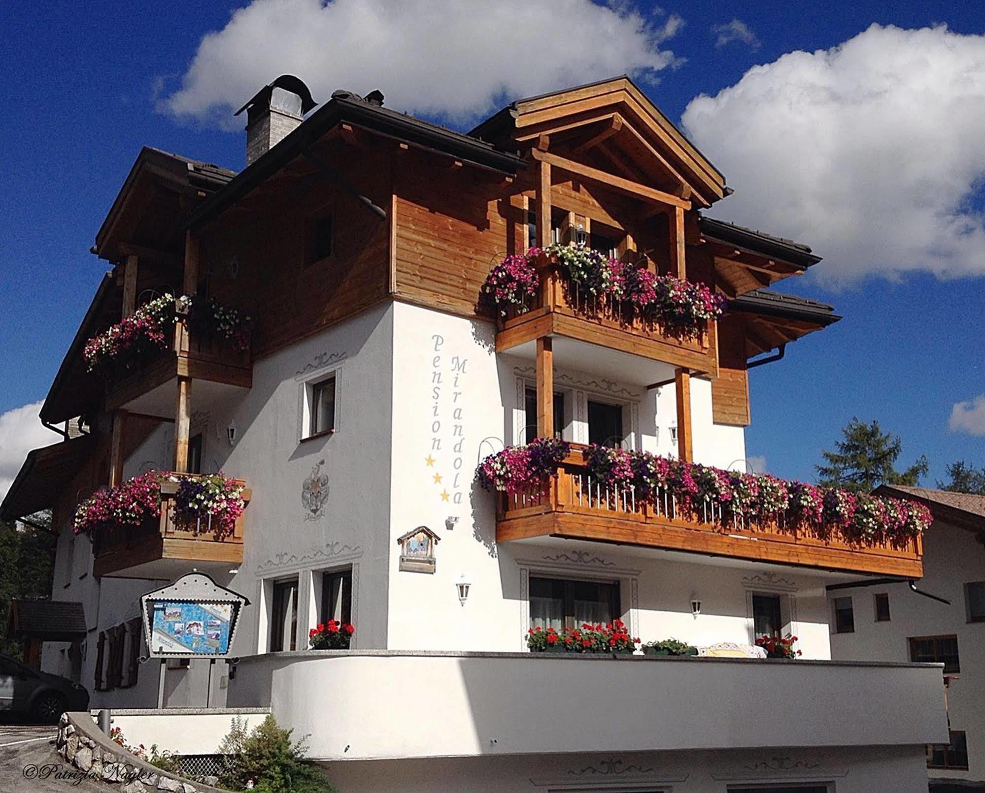 Pension Mirandola Colfosco Exterior foto